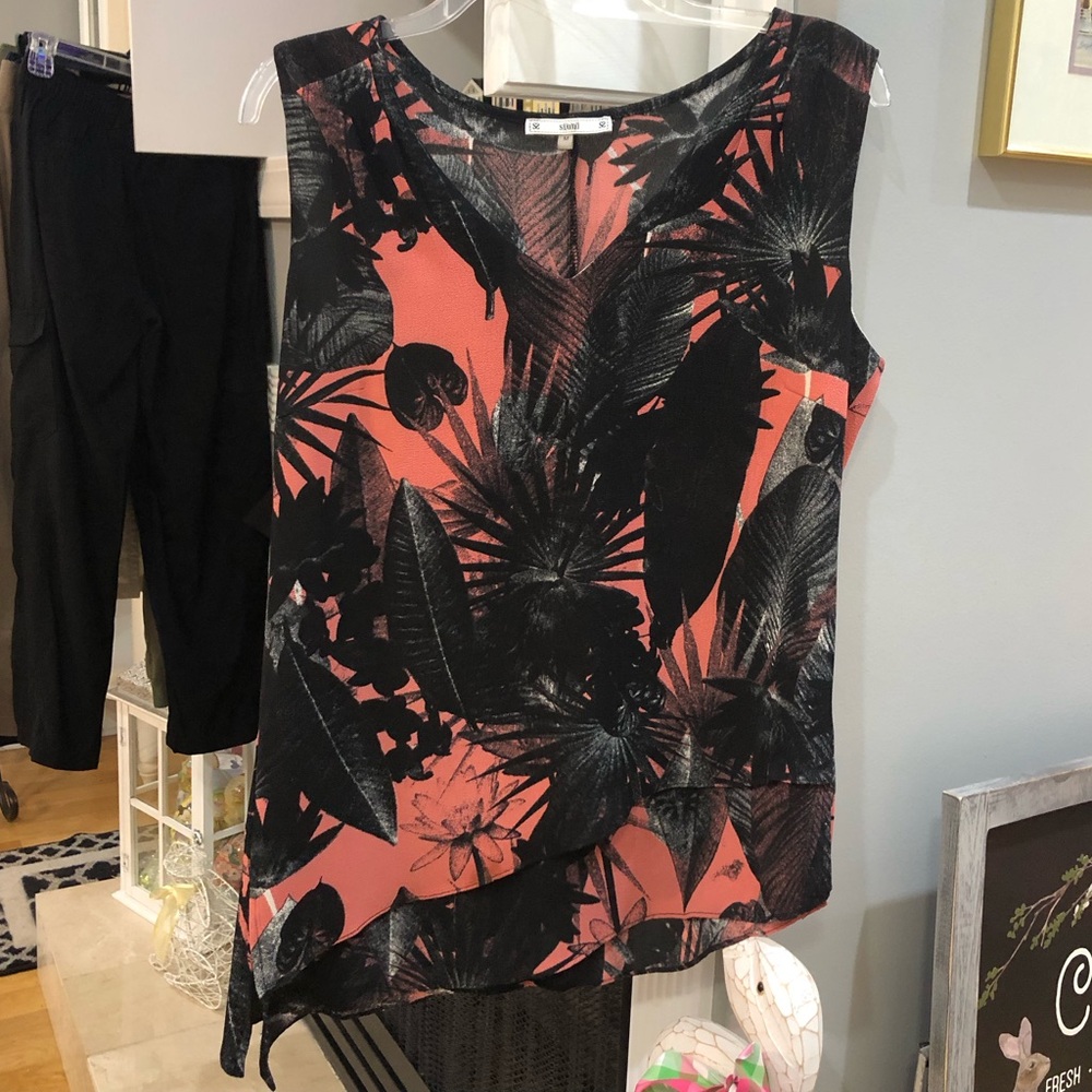 Sioni Asymmetrical Tropical Leaf Sleeveless Blouse Shirt Top